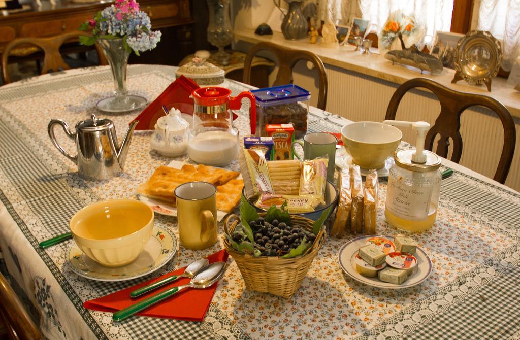 Bed & Breakfast Il Giardino Fiorito Masone Kamer foto
